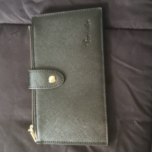 Wallet - Picture 1 of 2